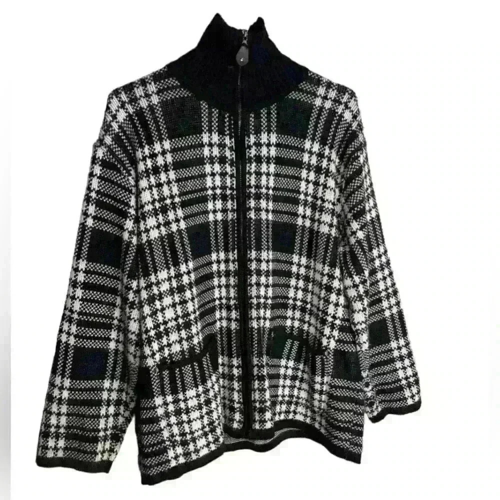 Black and White Plaid Zipper Jacket Size Large Thick And Warm